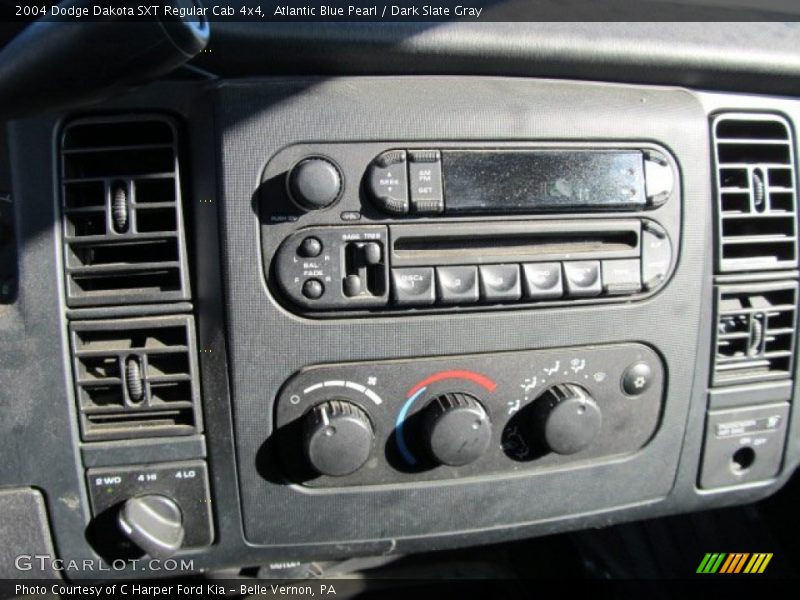 Atlantic Blue Pearl / Dark Slate Gray 2004 Dodge Dakota SXT Regular Cab 4x4
