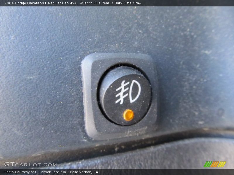 Atlantic Blue Pearl / Dark Slate Gray 2004 Dodge Dakota SXT Regular Cab 4x4