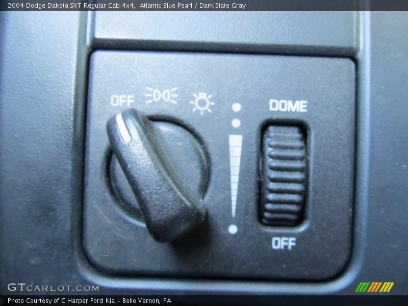 Atlantic Blue Pearl / Dark Slate Gray 2004 Dodge Dakota SXT Regular Cab 4x4
