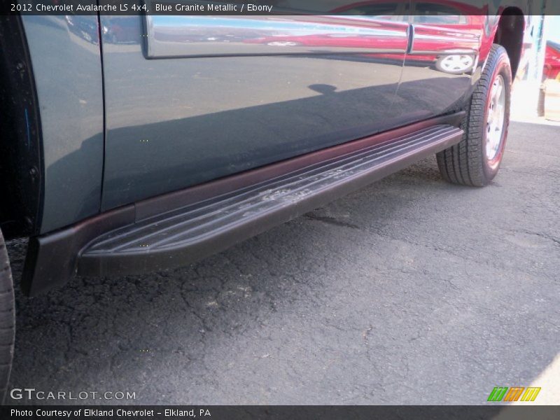 Blue Granite Metallic / Ebony 2012 Chevrolet Avalanche LS 4x4