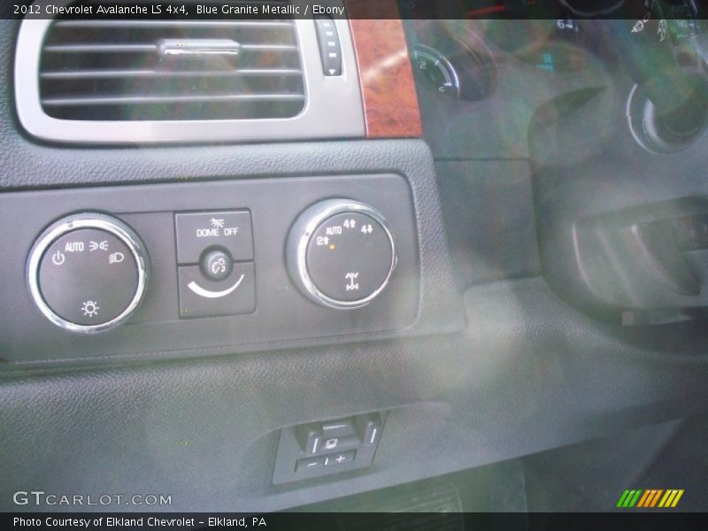 Blue Granite Metallic / Ebony 2012 Chevrolet Avalanche LS 4x4