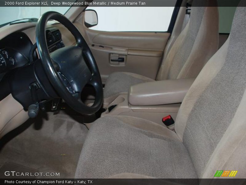 Deep Wedgewood Blue Metallic / Medium Prairie Tan 2000 Ford Explorer XLS