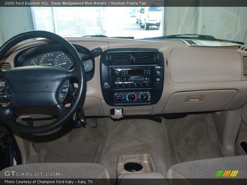 Deep Wedgewood Blue Metallic / Medium Prairie Tan 2000 Ford Explorer XLS