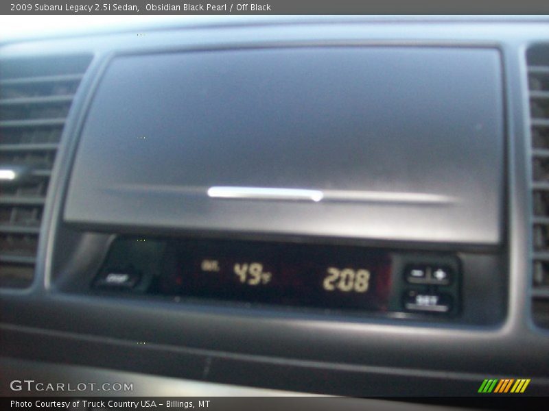Obsidian Black Pearl / Off Black 2009 Subaru Legacy 2.5i Sedan