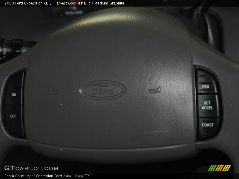 Harvest Gold Metallic / Medium Graphite 2000 Ford Expedition XLT