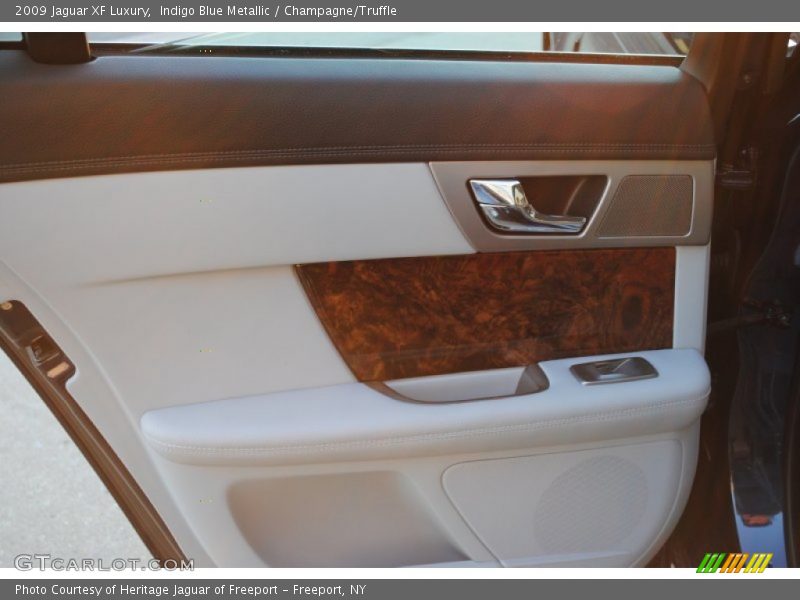 Indigo Blue Metallic / Champagne/Truffle 2009 Jaguar XF Luxury