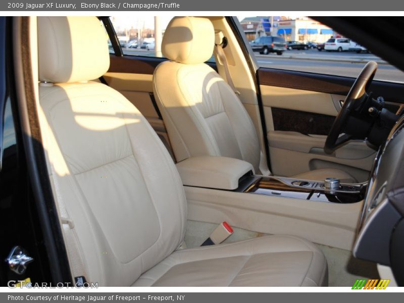 Ebony Black / Champagne/Truffle 2009 Jaguar XF Luxury