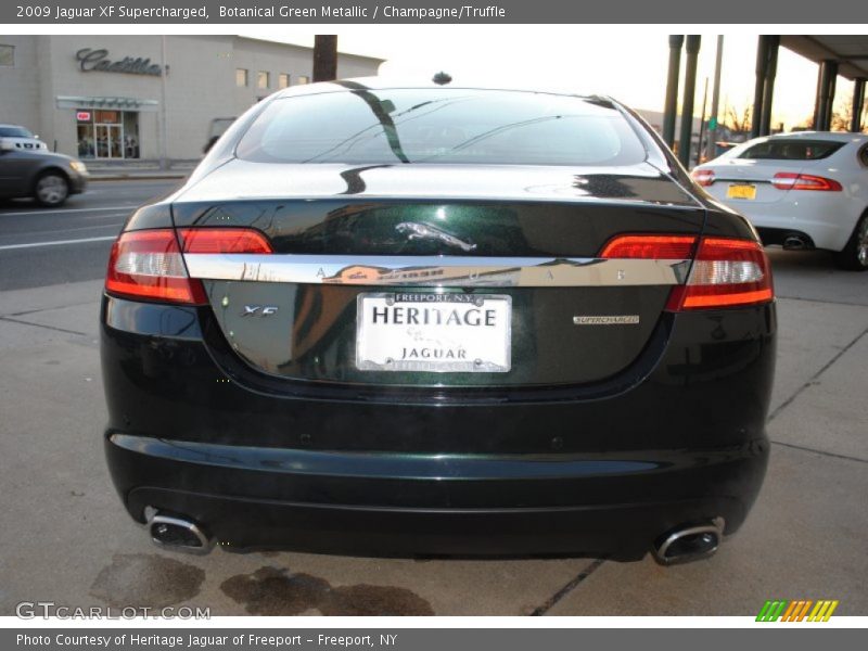 Botanical Green Metallic / Champagne/Truffle 2009 Jaguar XF Supercharged