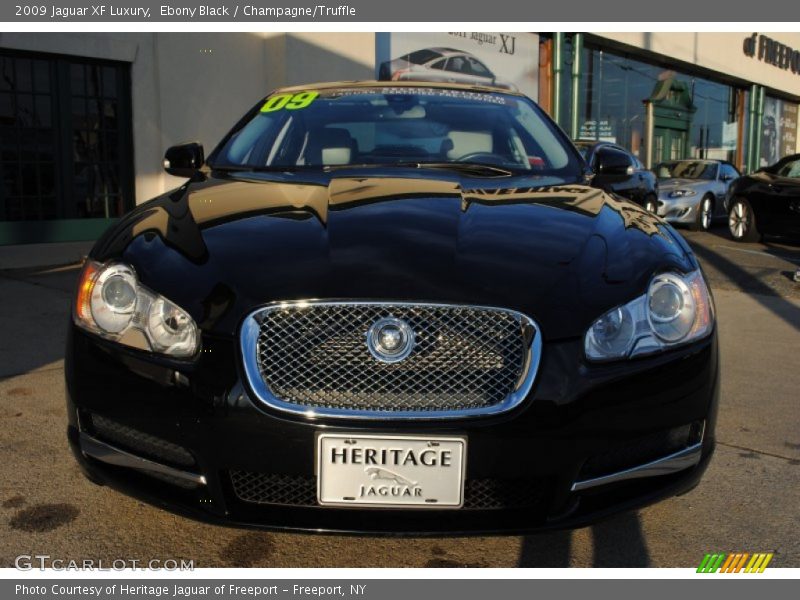 Ebony Black / Champagne/Truffle 2009 Jaguar XF Luxury