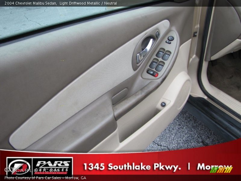 Light Driftwood Metallic / Neutral 2004 Chevrolet Malibu Sedan