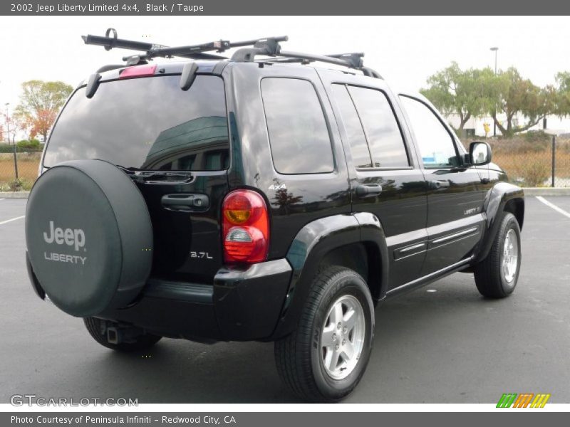 Black / Taupe 2002 Jeep Liberty Limited 4x4