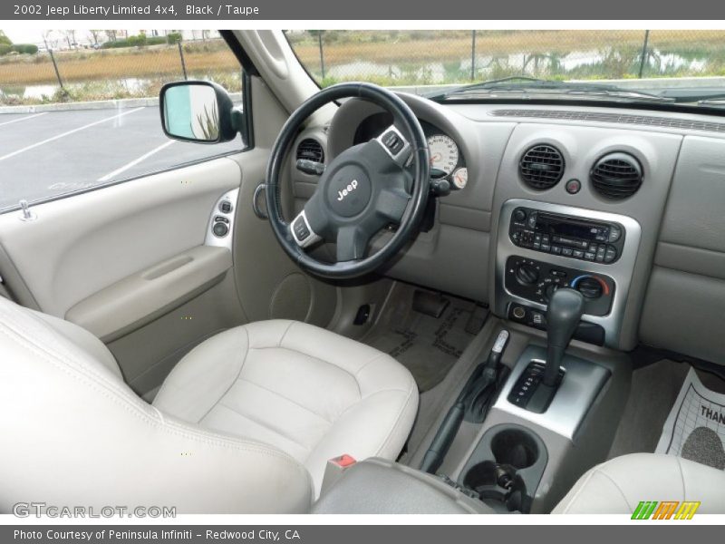 Black / Taupe 2002 Jeep Liberty Limited 4x4