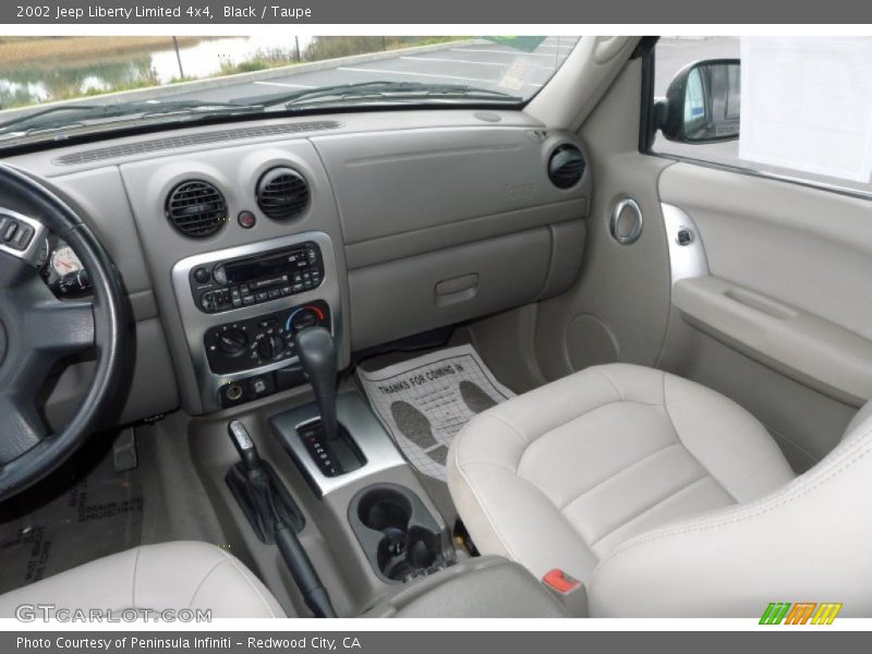 Black / Taupe 2002 Jeep Liberty Limited 4x4