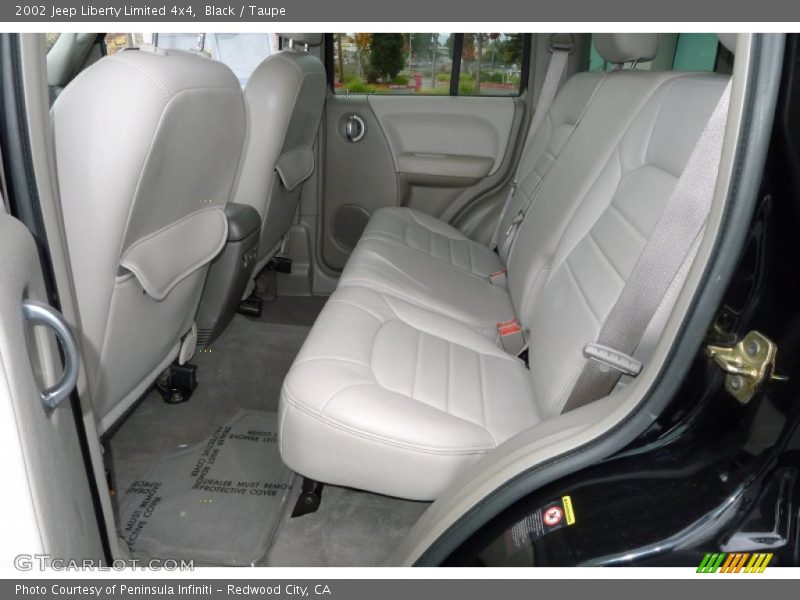 Black / Taupe 2002 Jeep Liberty Limited 4x4