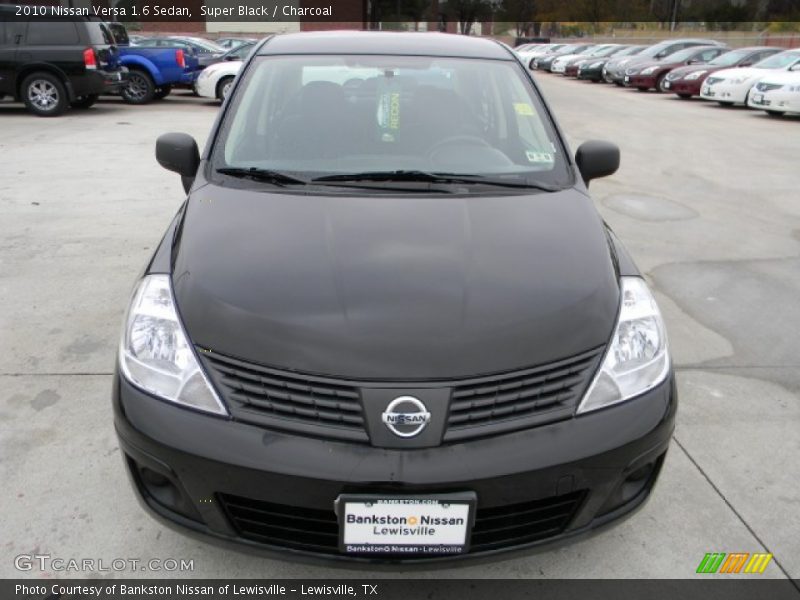 Super Black / Charcoal 2010 Nissan Versa 1.6 Sedan