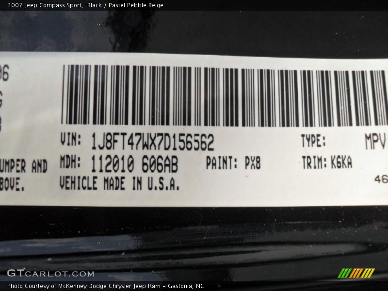 Black / Pastel Pebble Beige 2007 Jeep Compass Sport