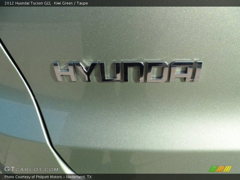 Kiwi Green / Taupe 2012 Hyundai Tucson GLS