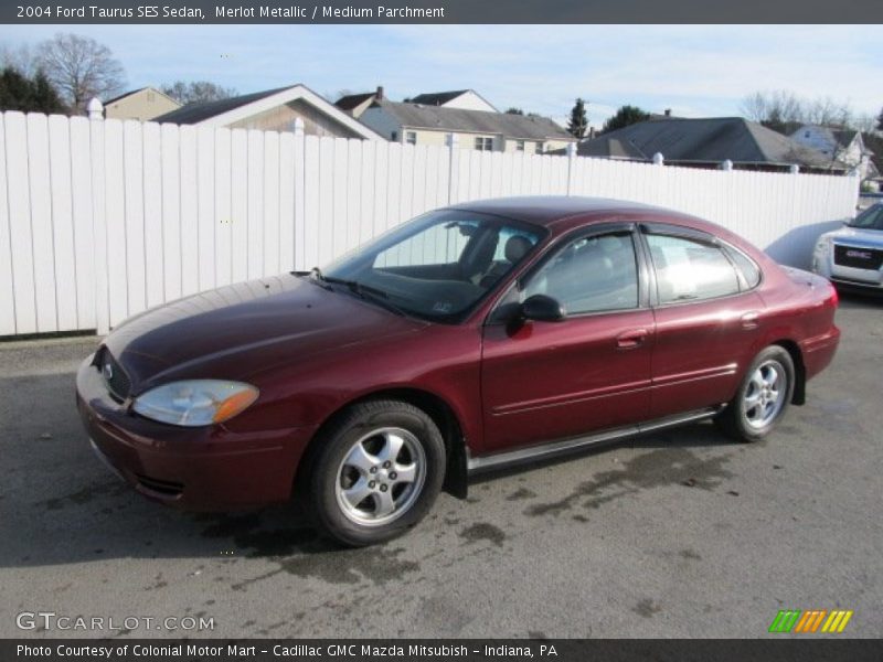 Merlot Metallic / Medium Parchment 2004 Ford Taurus SES Sedan
