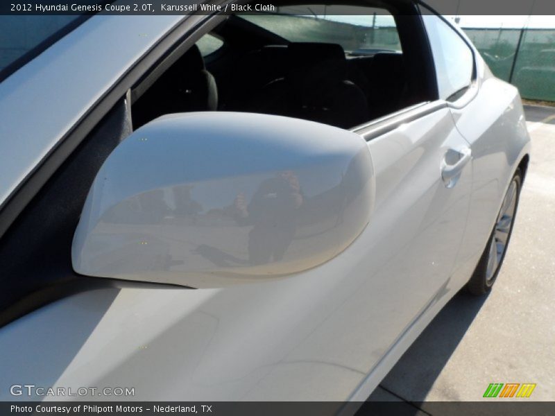 Karussell White / Black Cloth 2012 Hyundai Genesis Coupe 2.0T