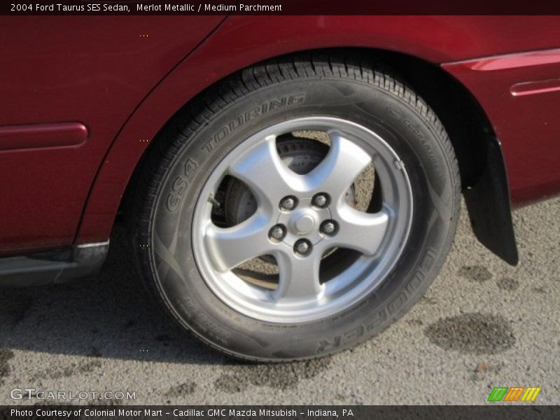 Merlot Metallic / Medium Parchment 2004 Ford Taurus SES Sedan