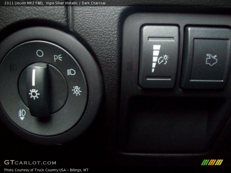 Ingot Silver Metallic / Dark Charcoal 2011 Lincoln MKZ FWD