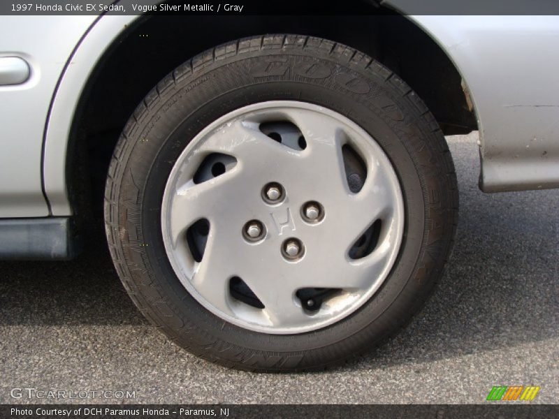 Vogue Silver Metallic / Gray 1997 Honda Civic EX Sedan