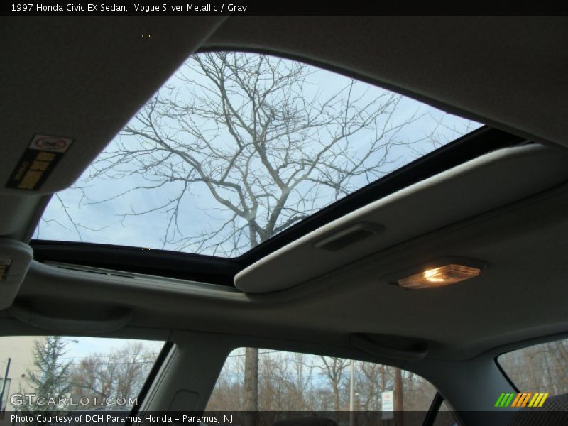 Vogue Silver Metallic / Gray 1997 Honda Civic EX Sedan