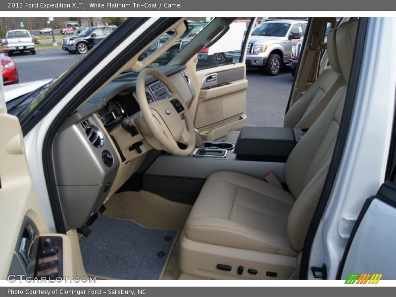 White Platinum Tri-Coat / Camel 2012 Ford Expedition XLT
