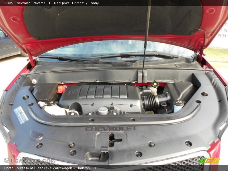Red Jewel Tintcoat / Ebony 2009 Chevrolet Traverse LT