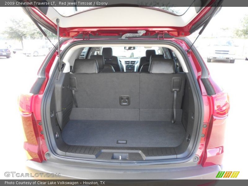 Red Jewel Tintcoat / Ebony 2009 Chevrolet Traverse LT