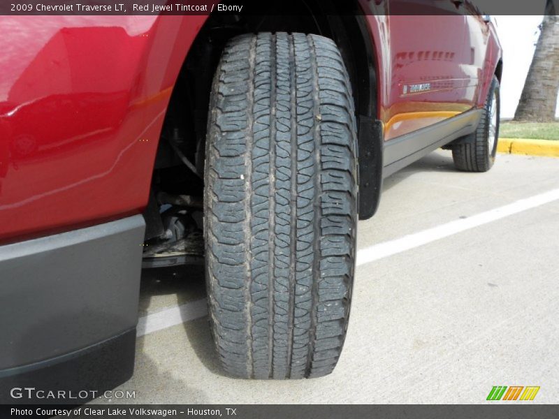Red Jewel Tintcoat / Ebony 2009 Chevrolet Traverse LT