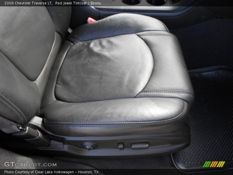 Red Jewel Tintcoat / Ebony 2009 Chevrolet Traverse LT