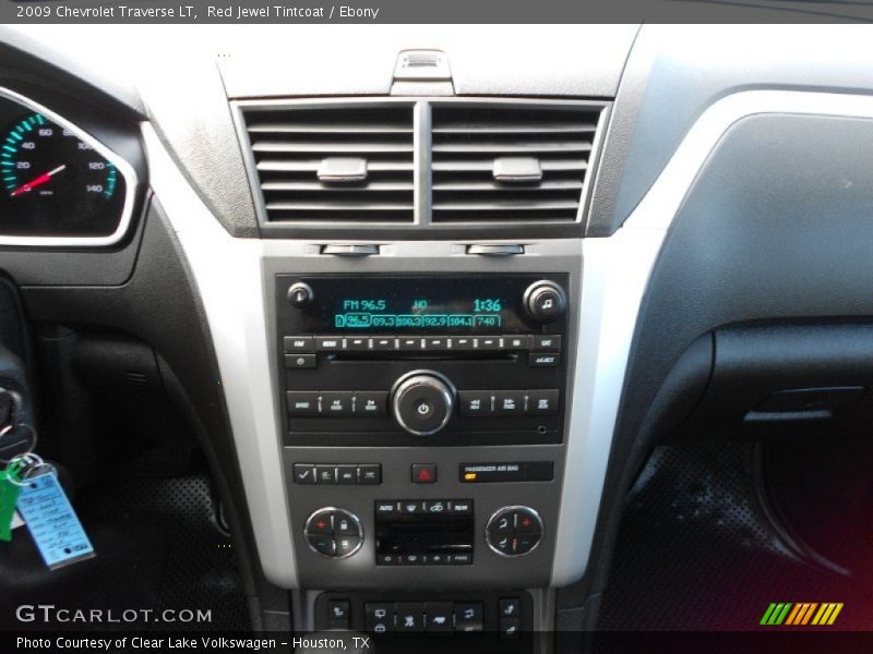 Red Jewel Tintcoat / Ebony 2009 Chevrolet Traverse LT