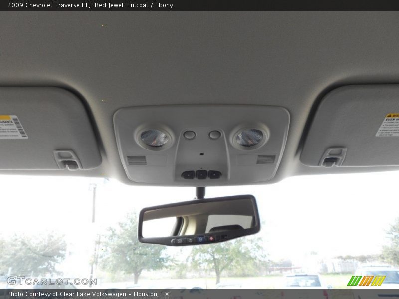 Red Jewel Tintcoat / Ebony 2009 Chevrolet Traverse LT