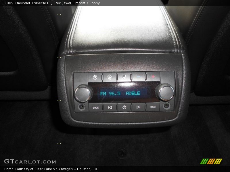 Red Jewel Tintcoat / Ebony 2009 Chevrolet Traverse LT