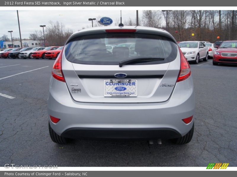 Ingot Silver Metallic / Charcoal Black 2012 Ford Fiesta SES Hatchback