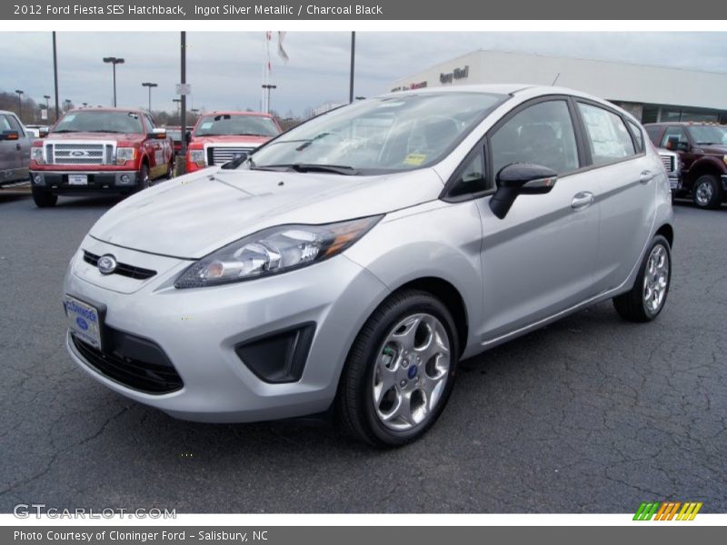 Ingot Silver Metallic / Charcoal Black 2012 Ford Fiesta SES Hatchback