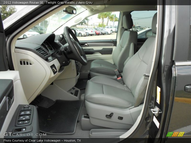  2012 Routan SE Aero Gray Interior
