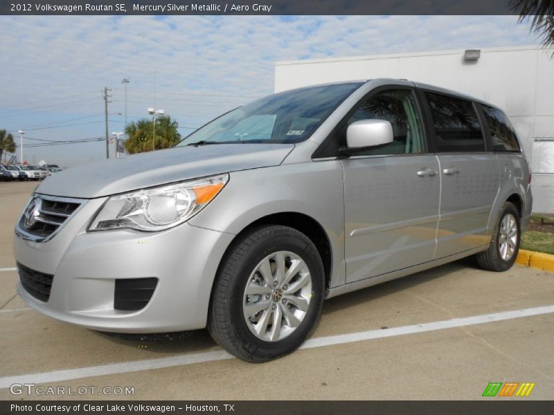 Mercury Silver Metallic / Aero Gray 2012 Volkswagen Routan SE