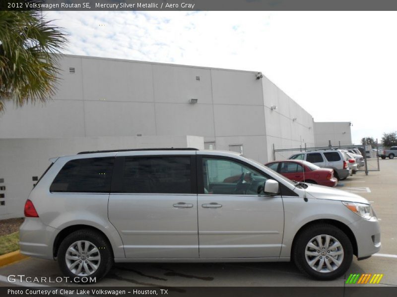 Mercury Silver Metallic / Aero Gray 2012 Volkswagen Routan SE