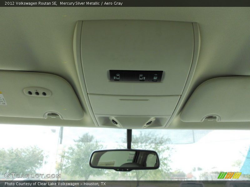 Mercury Silver Metallic / Aero Gray 2012 Volkswagen Routan SE