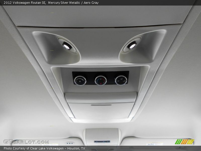 Controls of 2012 Routan SE