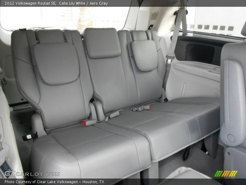  2012 Routan SE Aero Gray Interior