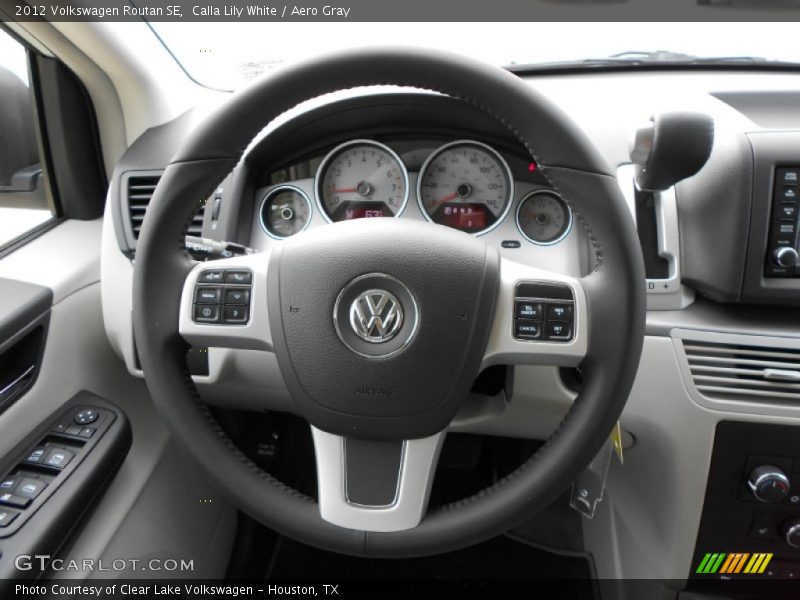 Calla Lily White / Aero Gray 2012 Volkswagen Routan SE