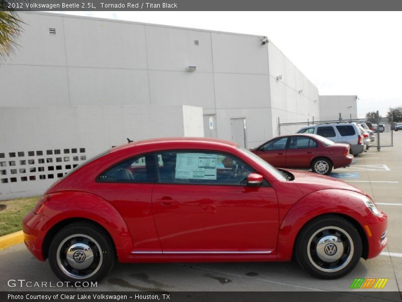 Tornado Red / Titan Black 2012 Volkswagen Beetle 2.5L