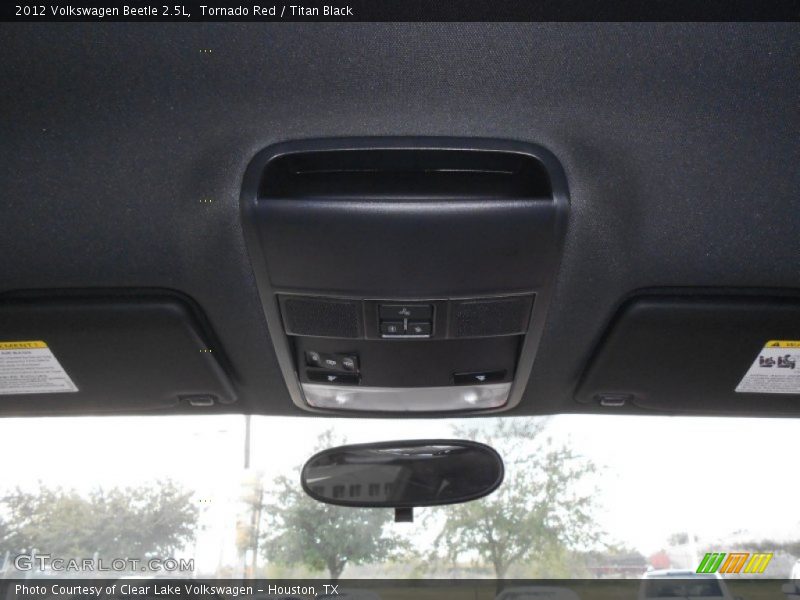 Tornado Red / Titan Black 2012 Volkswagen Beetle 2.5L