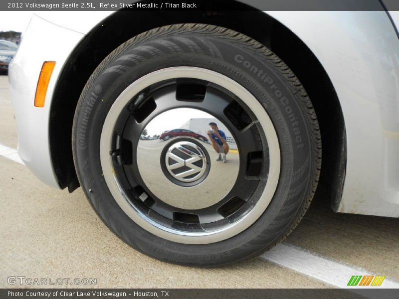  2012 Beetle 2.5L Wheel
