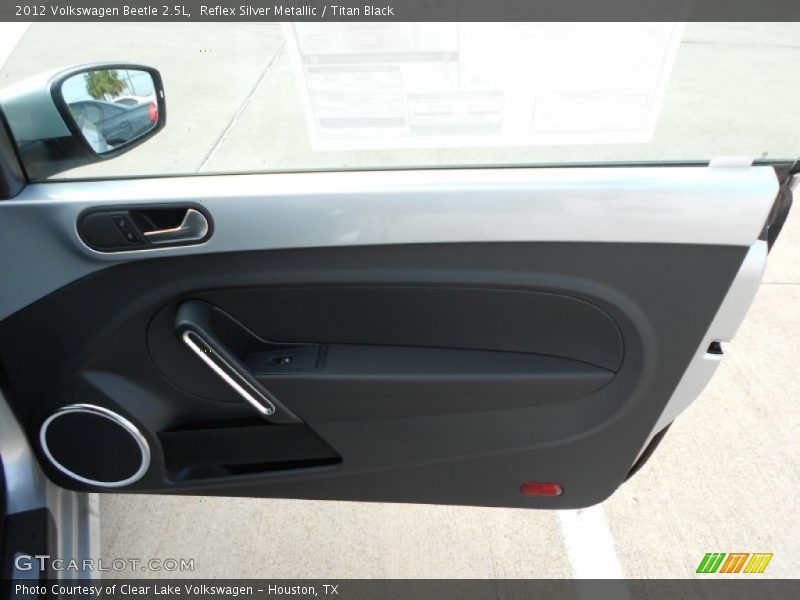 Reflex Silver Metallic / Titan Black 2012 Volkswagen Beetle 2.5L