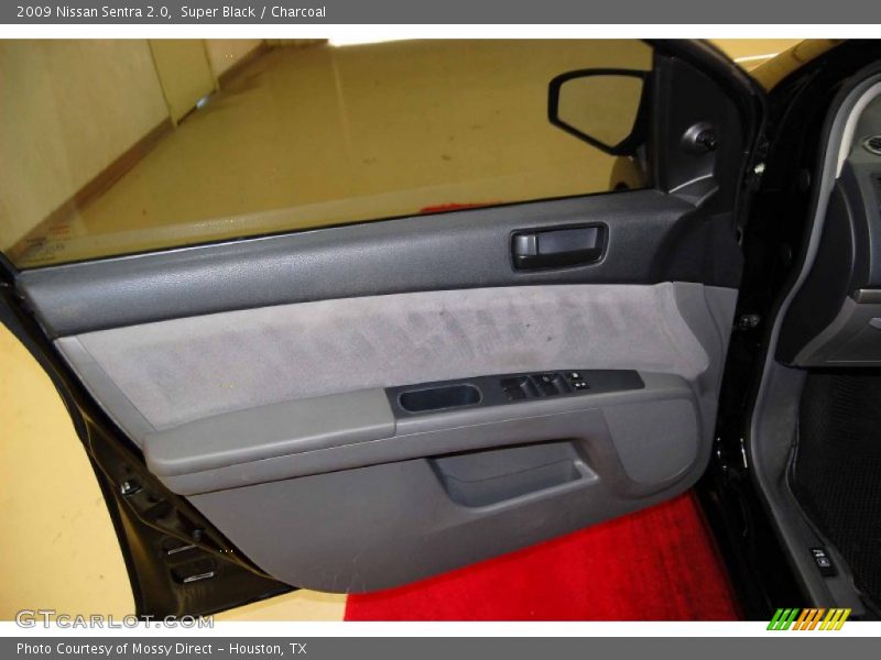 Super Black / Charcoal 2009 Nissan Sentra 2.0