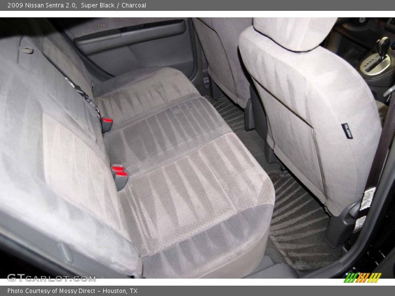 Super Black / Charcoal 2009 Nissan Sentra 2.0